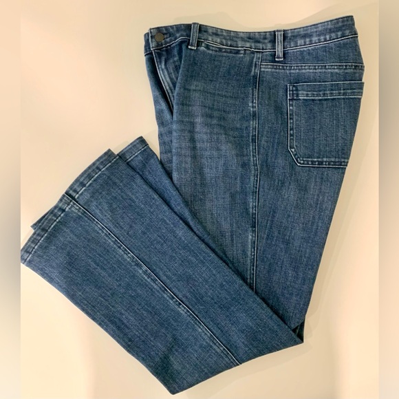 TALBOTS Flawless High Waist Flare Jeans Worn Twice Excellent Condition - Picture 3 of 8